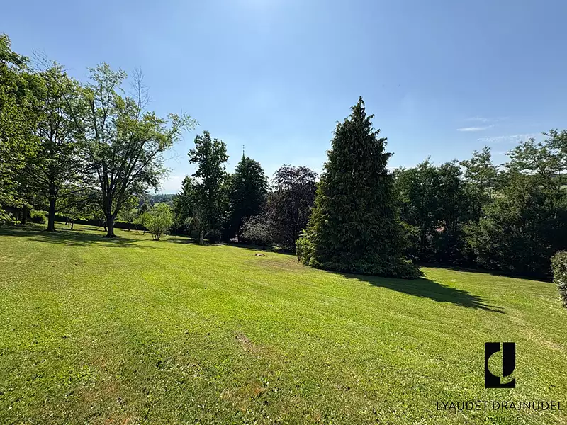 Maison, 244 m²