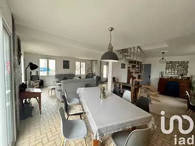 Maison, 162 m²