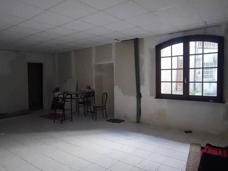 Immeuble, 300 m²