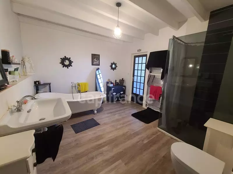 Maison, 207 m²