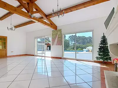 Maison, 260 m²