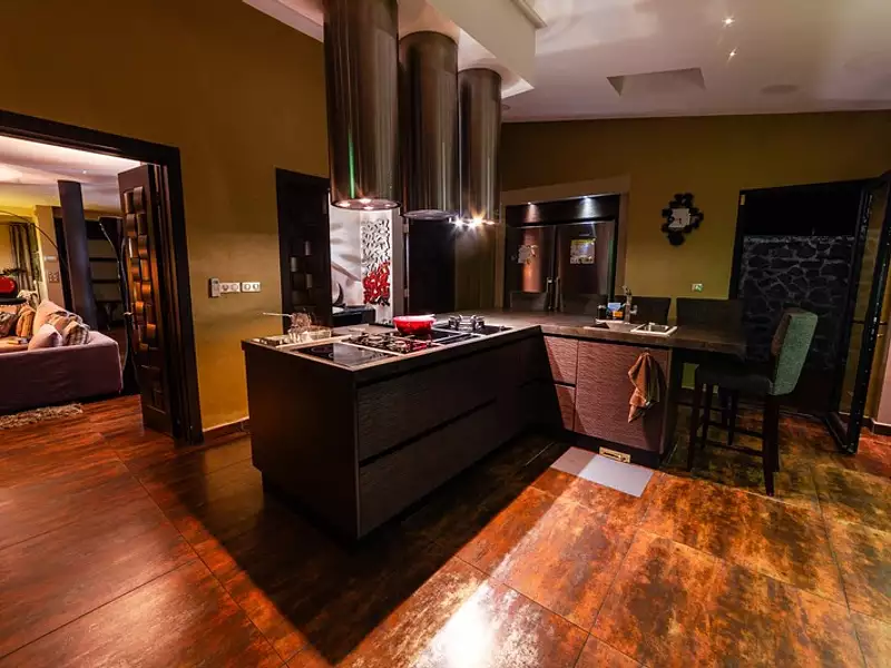 Maison, 305 m²