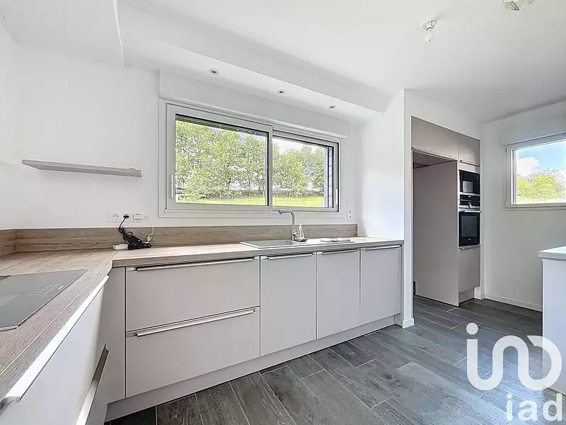 Maison, 169 m²