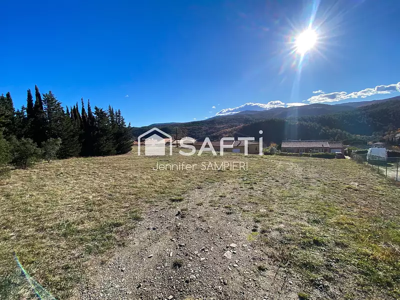 Terrain, 2 203 m²