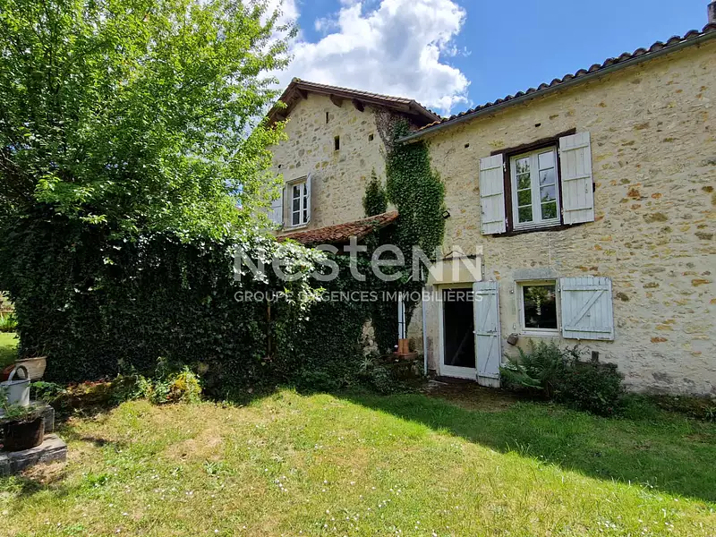 Maison, 282,3 m²