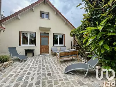 Maison, 93 m²