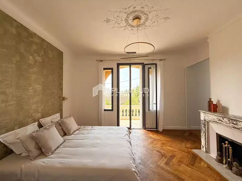 Maison, 363 m²
