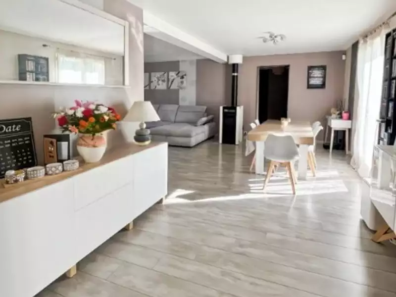 Maison, 164 m²