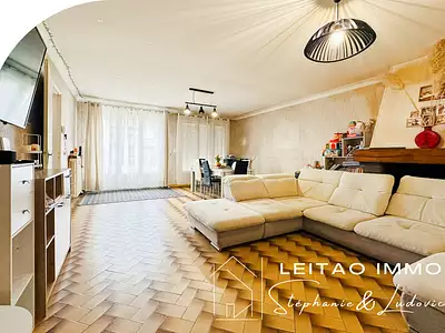 Maison, 176 m²