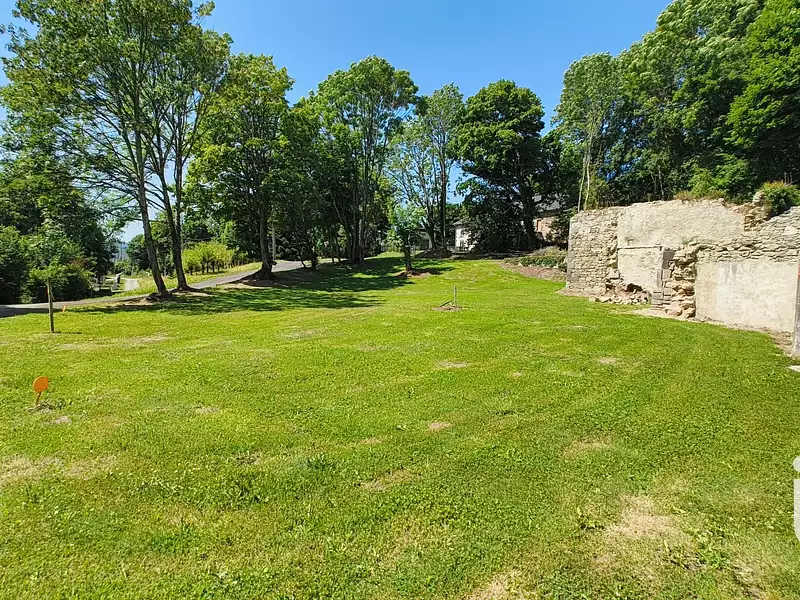 Terrain, 1 360 m²