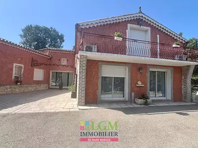 Maison, 175 m²