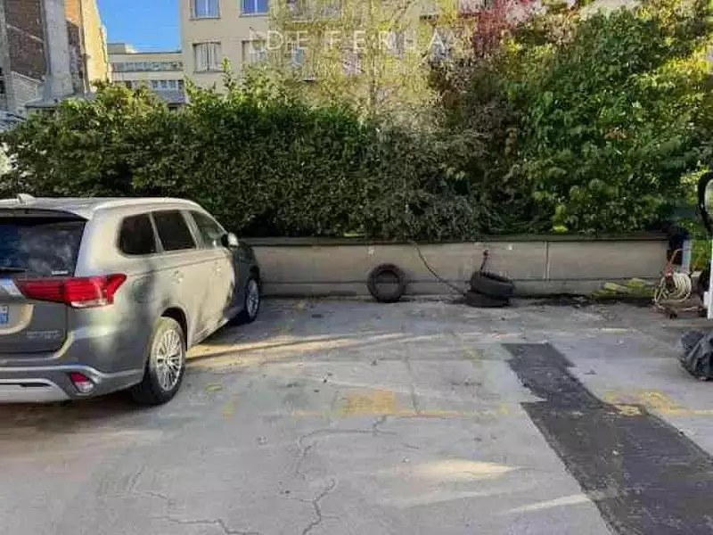 Parking, 12 m²