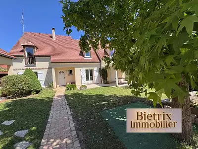 Maison, 230 m²