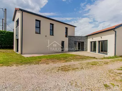 Maison, 162 m²