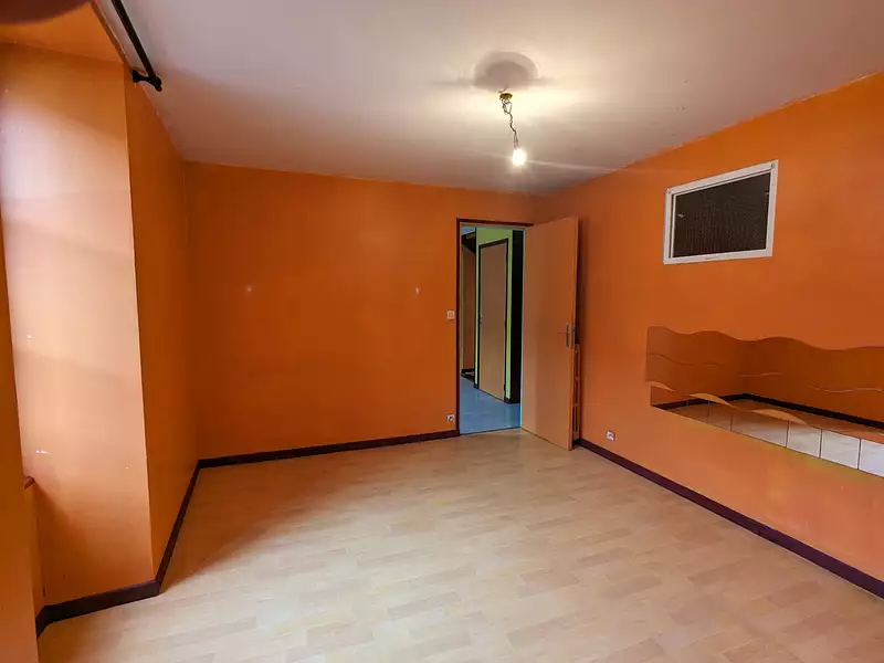 Maison, 250 m²