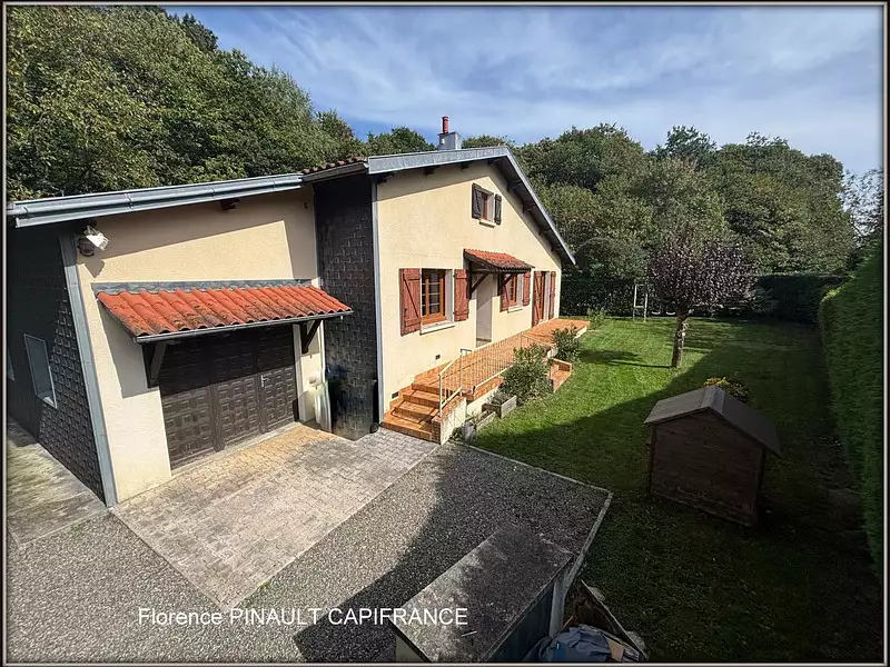 Maison, 160 m²