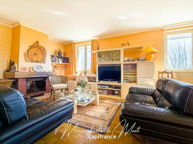 Maison, 174 m²