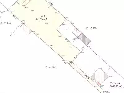 Terrain, 1 614 m²