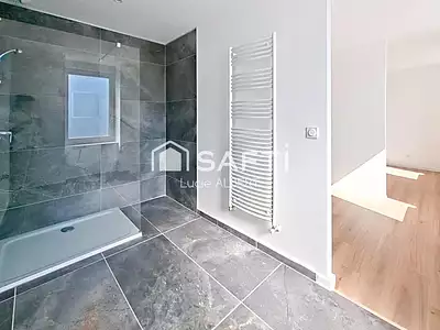 Maison, 165 m²