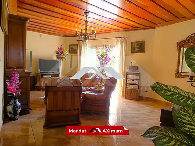 Maison, 166 m²