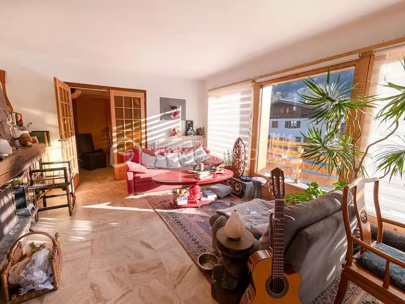 Maison, 255 m²