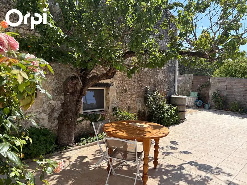 Maison, 99 m²