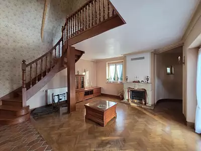 Maison, 245 m²