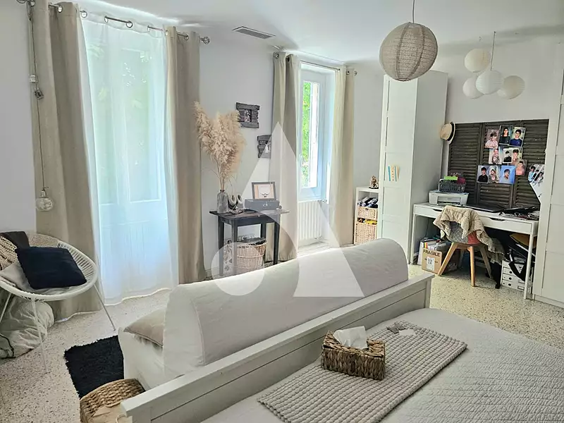 Maison, 190 m²