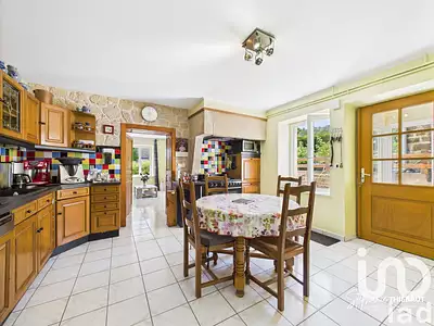 Maison, 302 m²