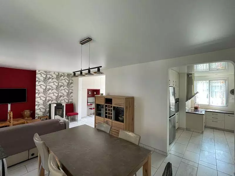 Maison, 121 m²