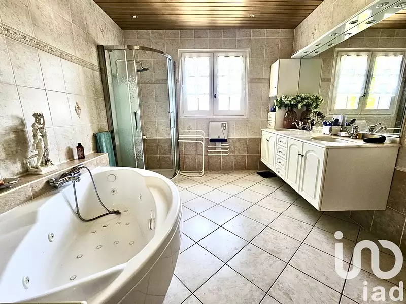 Maison, 186 m²