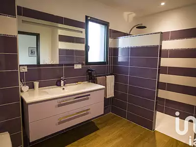 Maison, 265 m²
