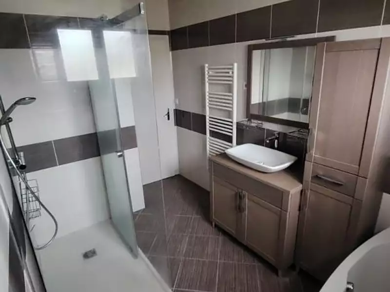 Maison, 180 m²