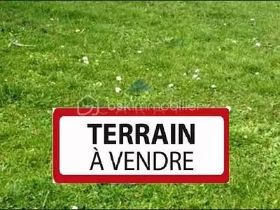 Terrain, 900 m²