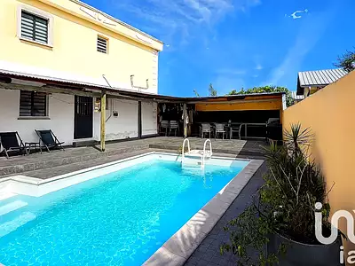 Maison, 220 m²