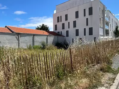 Terrain, 168 m²