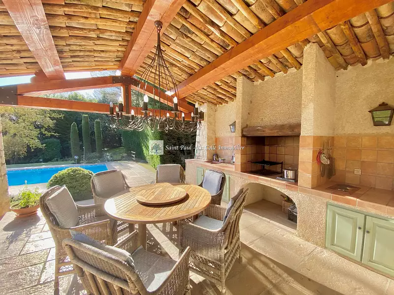 Maison, 234 m²