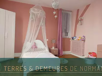 Maison, 166 m²