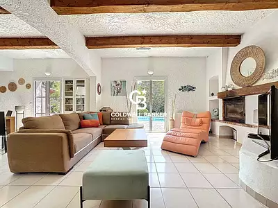 Maison, 180 m²