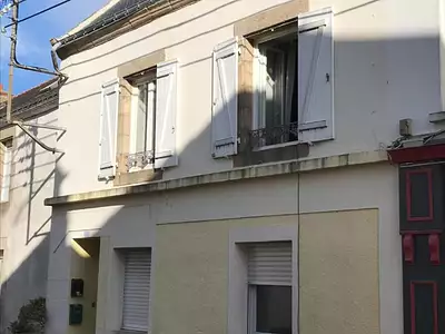 Immeuble, 160 m²