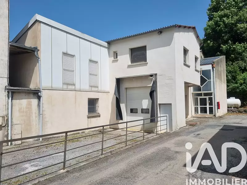 Maison, 900 m²