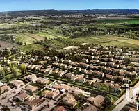 Terrain, 220 m²