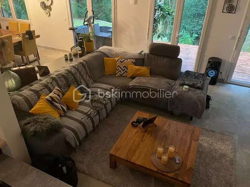 Maison, 105 m²