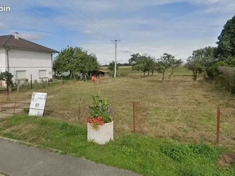 Terrain, 637 m²