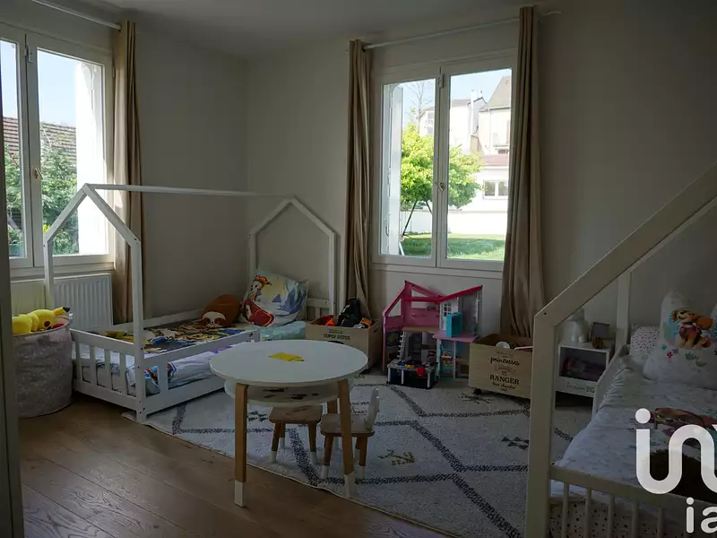 Maison, 180 m²