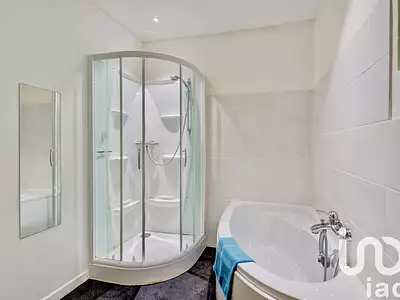 Maison, 233 m²