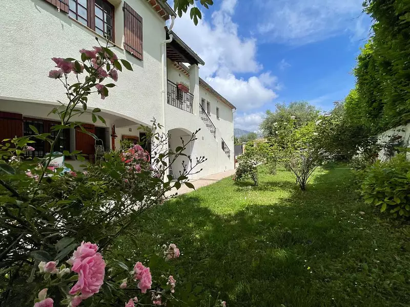 Maison, 178 m²