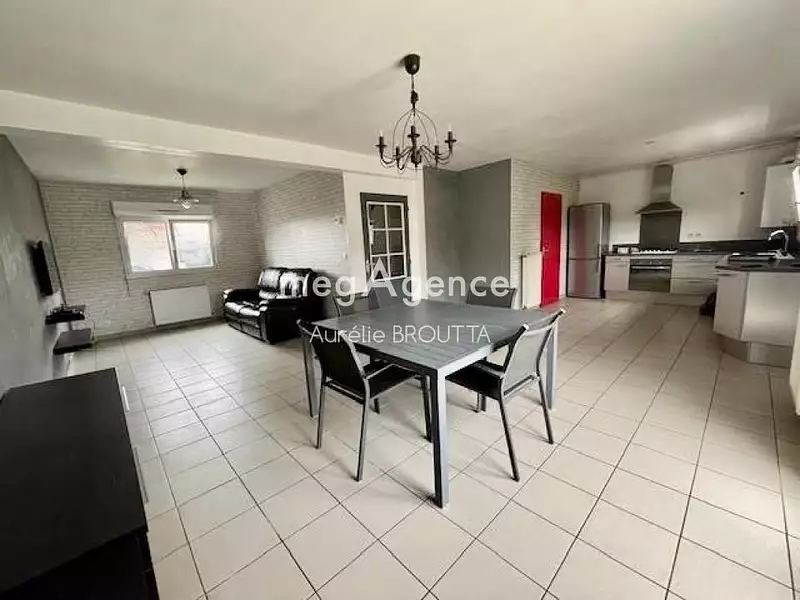 Maison, 92 m²