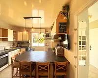 Maison, 225 m²