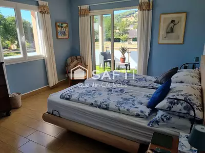 Maison, 197 m²